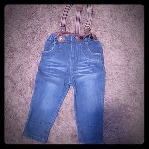 Adorable jean pants w/ overalls